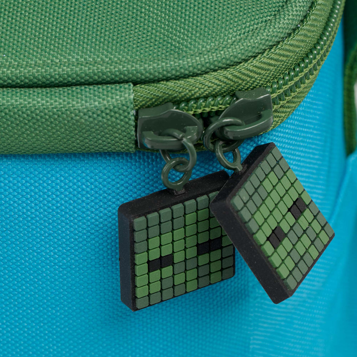minecraft-chicken-jockey-square-lunch-cooler-bag-g7 00027778-Z.jpg
