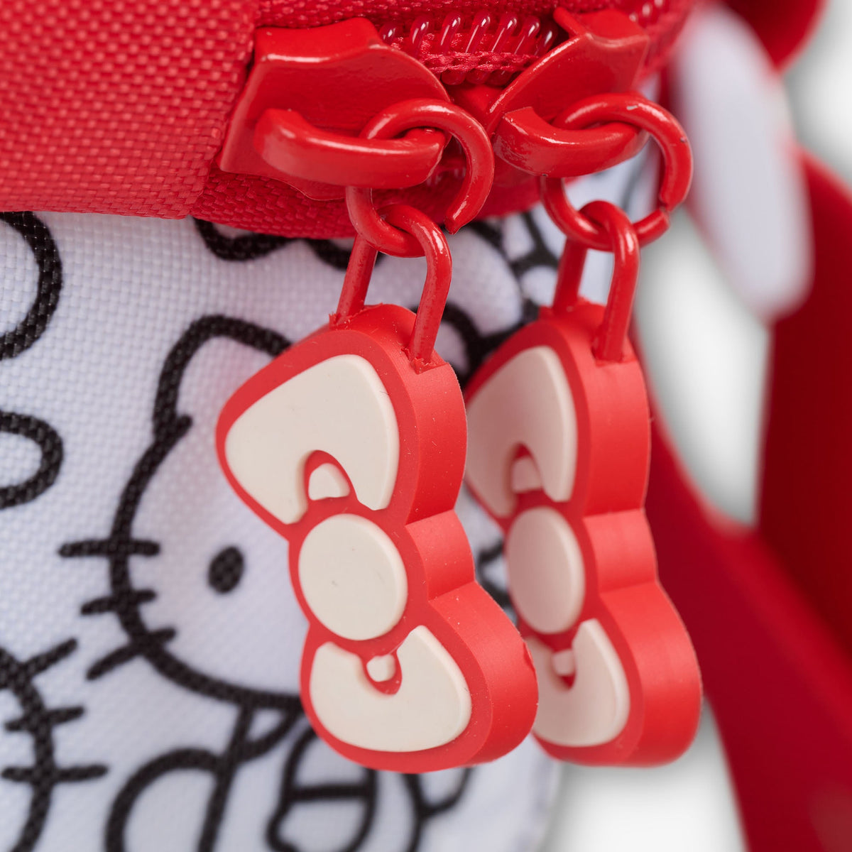 hello-kitty-classic-square-lunch-cooler-bag-a7 00027927-Z.jpg