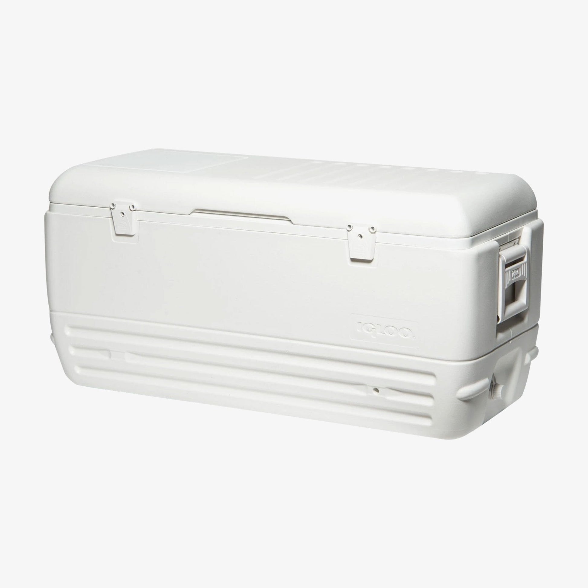 quick-and-cool-150-qt-cooler-r4 00044363-quick-and-cool-150-qt-cooler-angle_8601e7b8-cfe3-4431-9c95-65c14d4b6f07.jpg