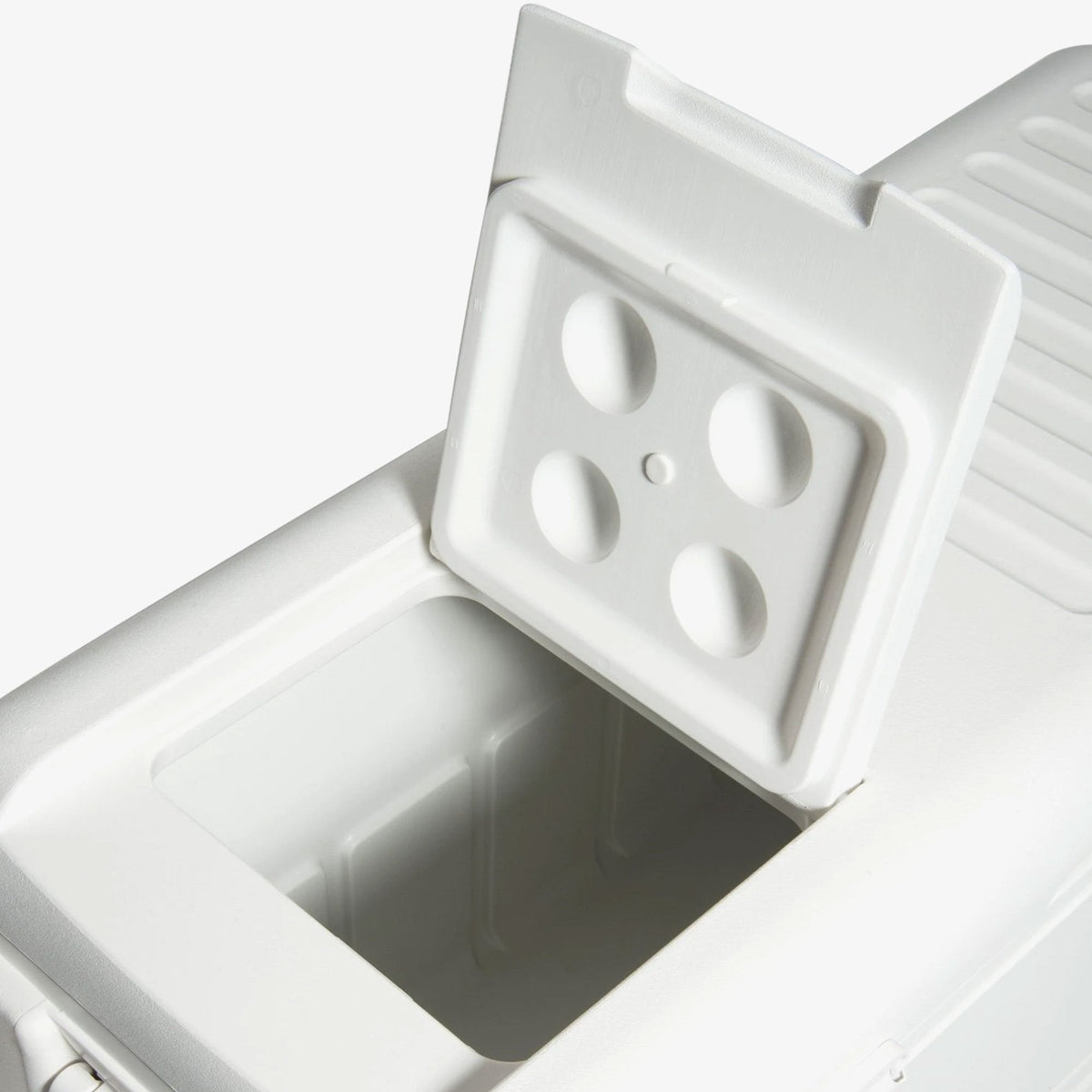 quick-and-cool-150-qt-cooler-r4 00044363-quick-and-cool-150-qt-cooler-cu-open-hatch_2c6197ae-88fc-4867-ad4f-5e48e4b855e0.jpg