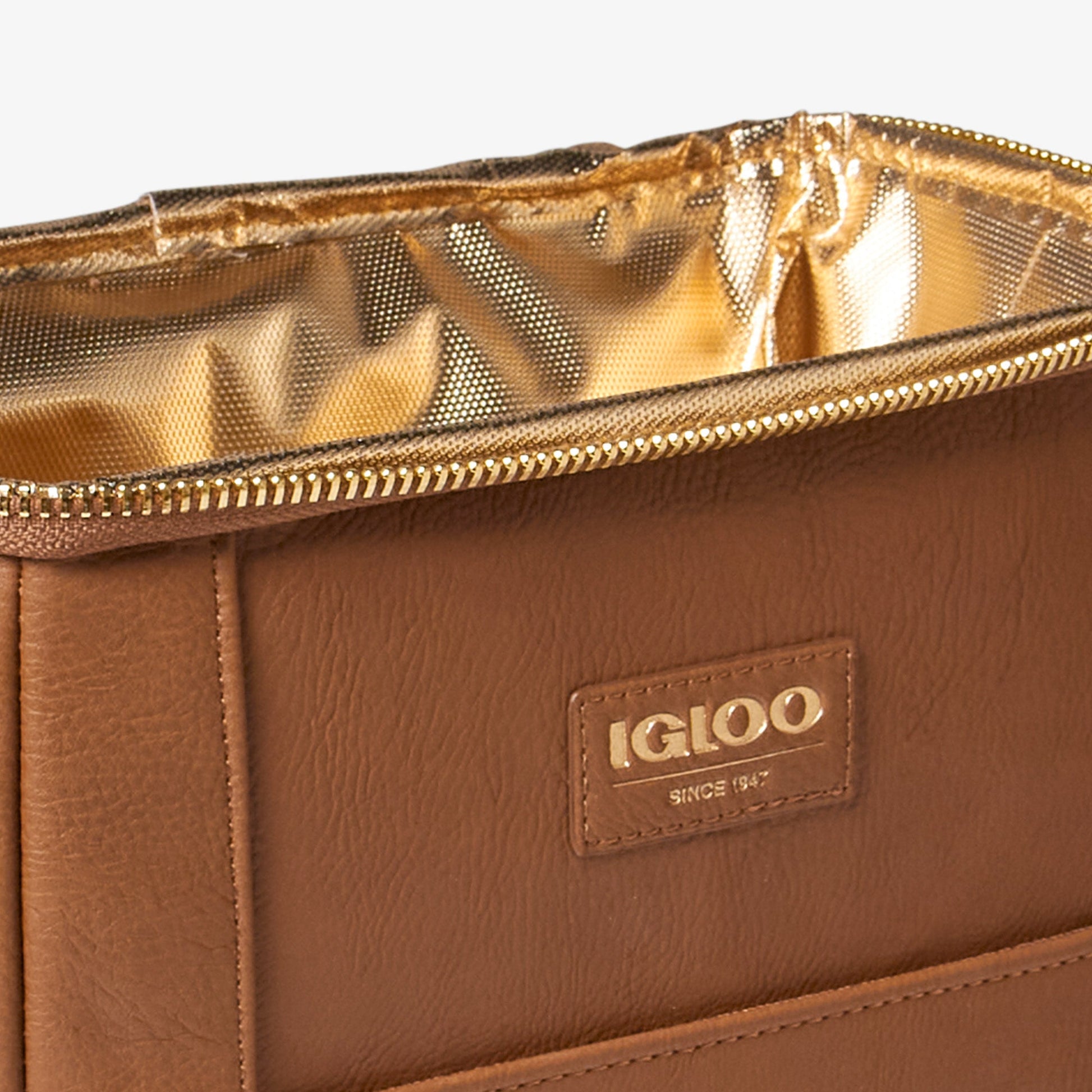 igloo-luxe-mini-convertible-backpack-p9 00066043_D2.jpg