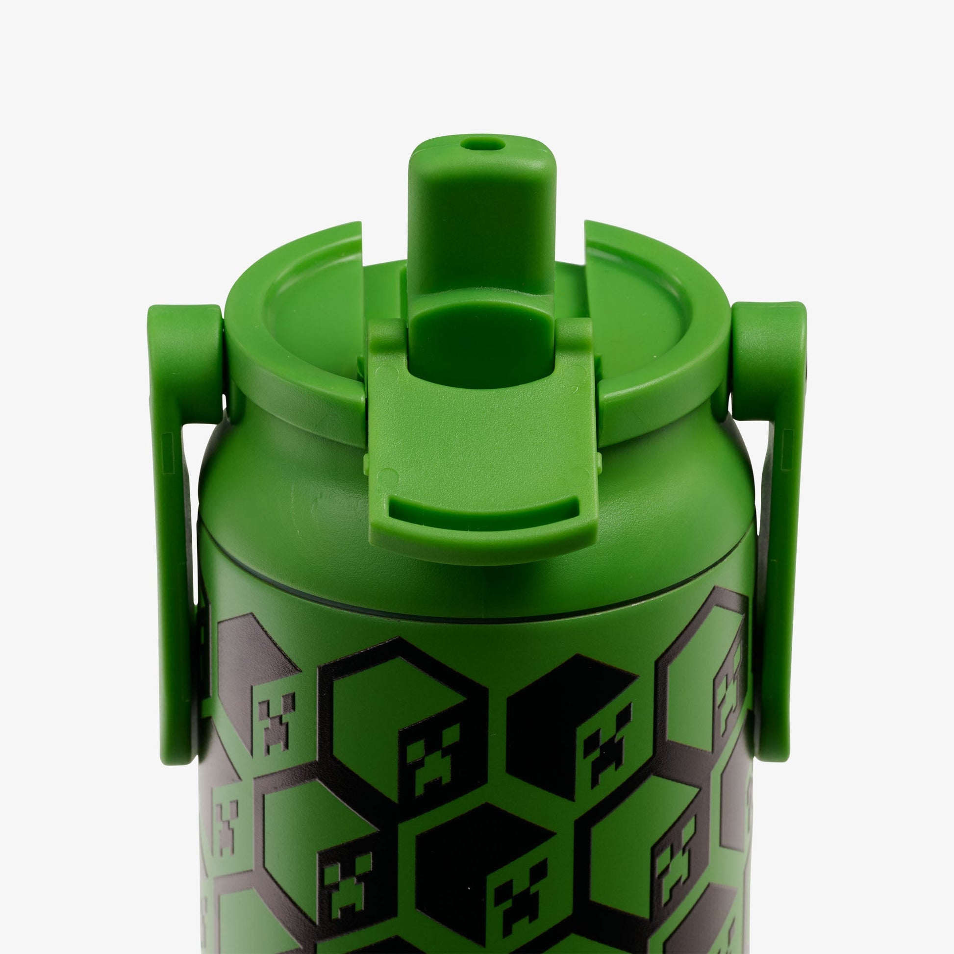 minecraft-creeper-glow-in-the-dark-20-oz-bottle-c4 00071605-L2.jpg